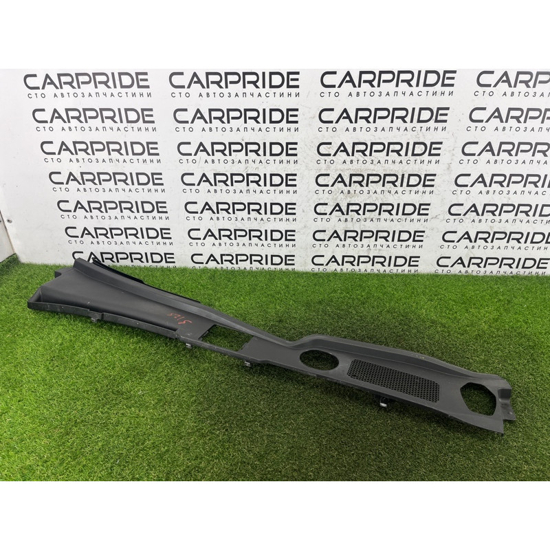 Жабо (кузов и элементы) AUDI Q5 8R 2012 3.2 CALB 8R1819447C01C