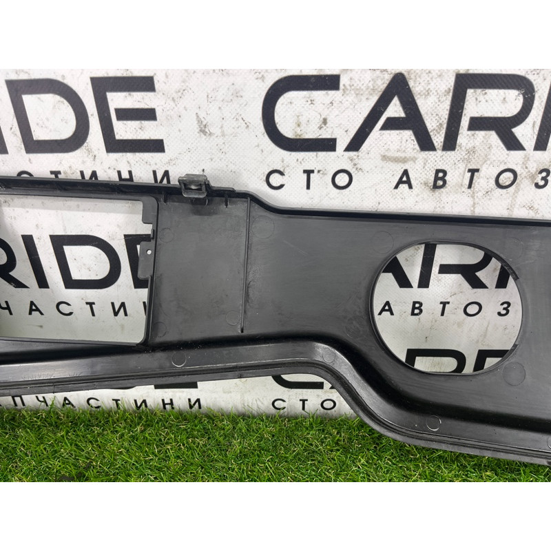 Жабо (кузов и элементы) AUDI Q5 8R 2012 3.2 CALB 8R1819447C01C