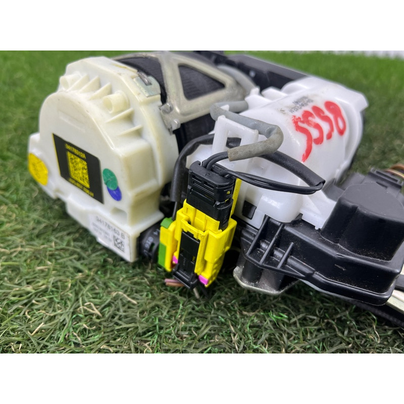 Ремень безопасности (airbag/безопасность) AUDI A3 8V 2015 1.8 8V5857706HV04