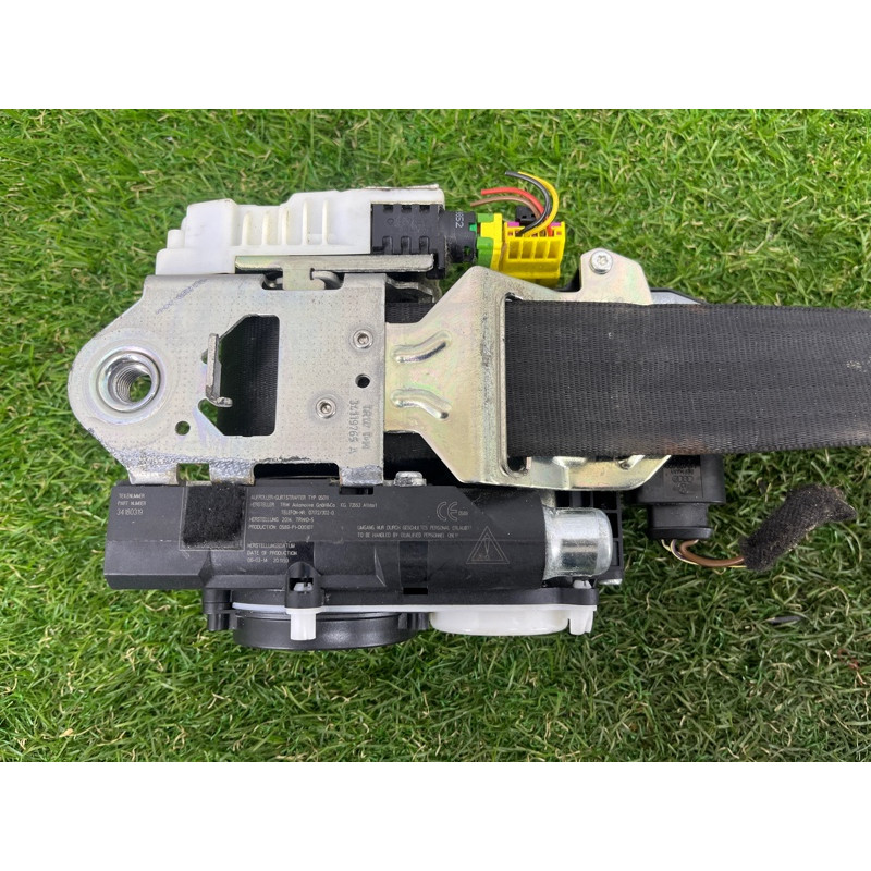 Ремень безопасности (airbag/безопасность) AUDI A3 8V 2015 1.8 8V5857705HV04