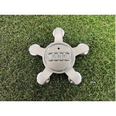 Декоративний ковпачок колеса