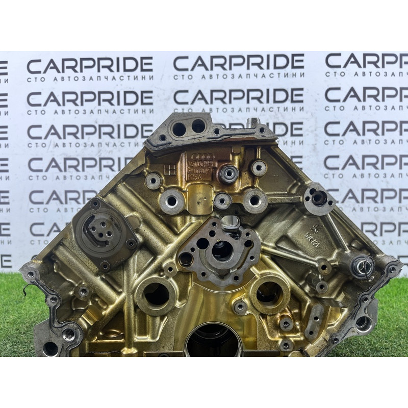 Блок цилиндров (двигатель и элементы) AUDI Q5 8R 2012 3.2 CALB 06E103023