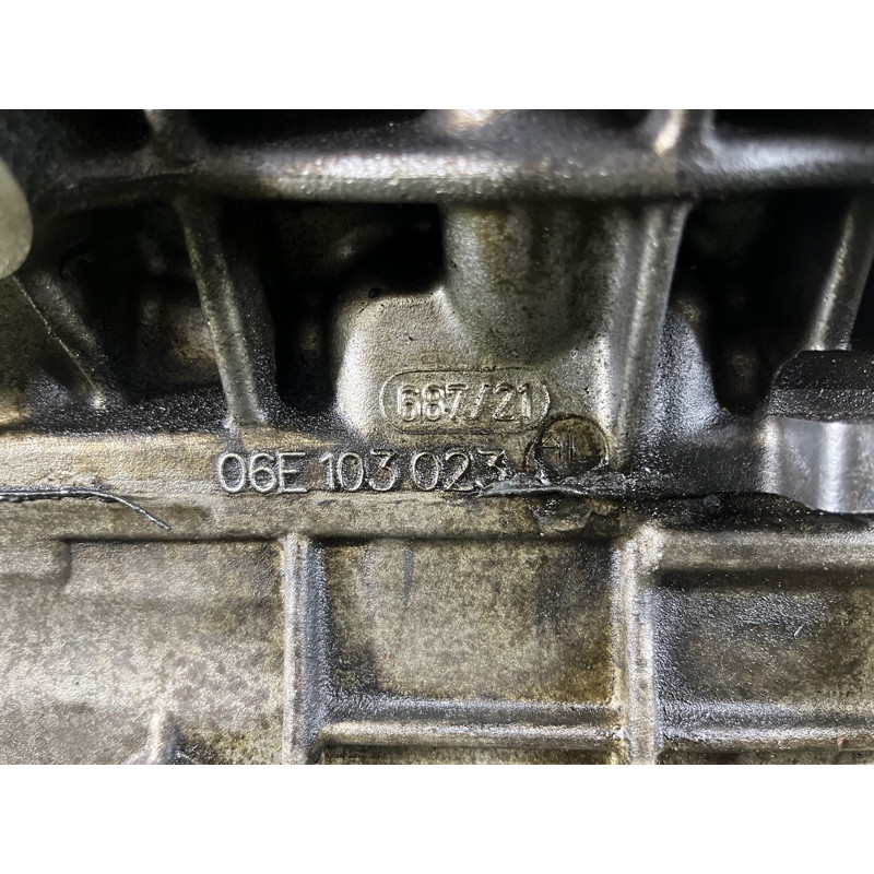 Блок цилиндров (двигатель и элементы) AUDI Q5 8R 2012 3.2 CALB 06E103023