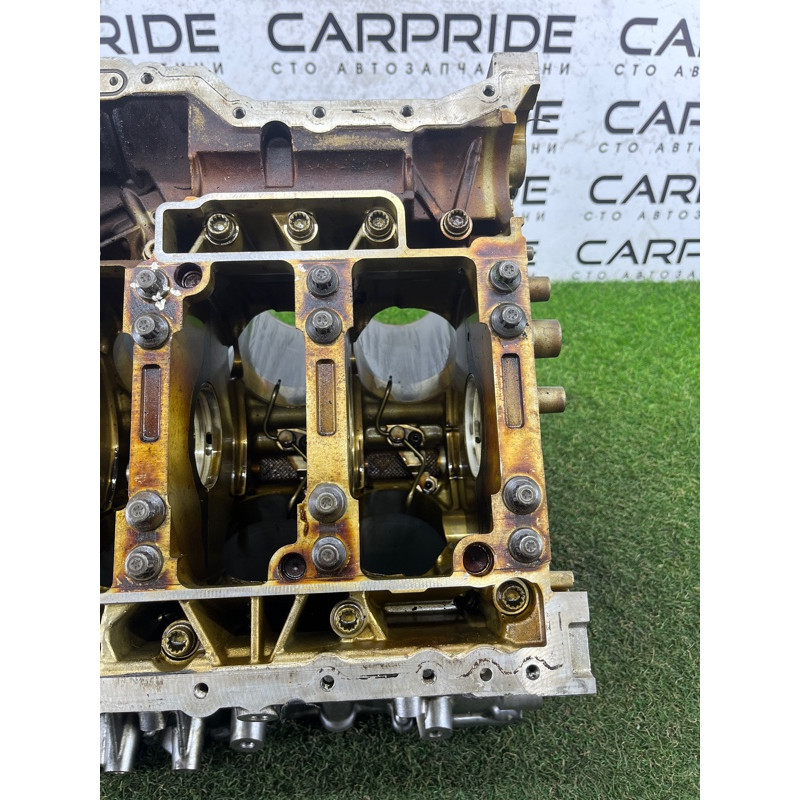 Блок цилиндров (двигатель и элементы) AUDI Q5 8R 2012 3.2 CALB 06E103023