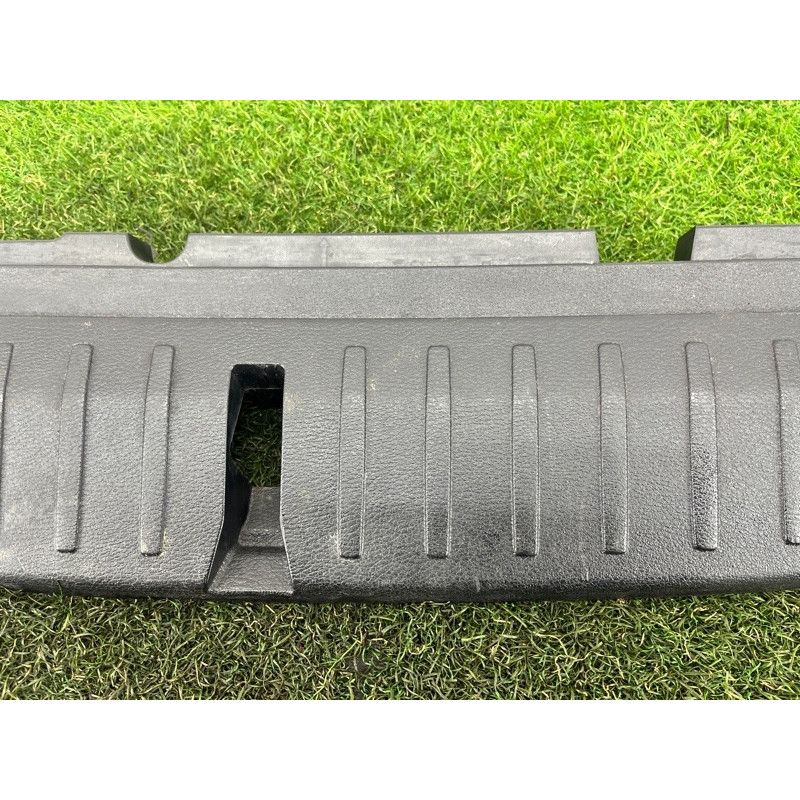 Накладка замка крышки багажника (салон) BMW X3 F25 2012 3.0 51477222216