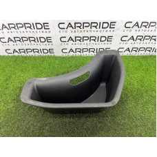 Лоток багажника