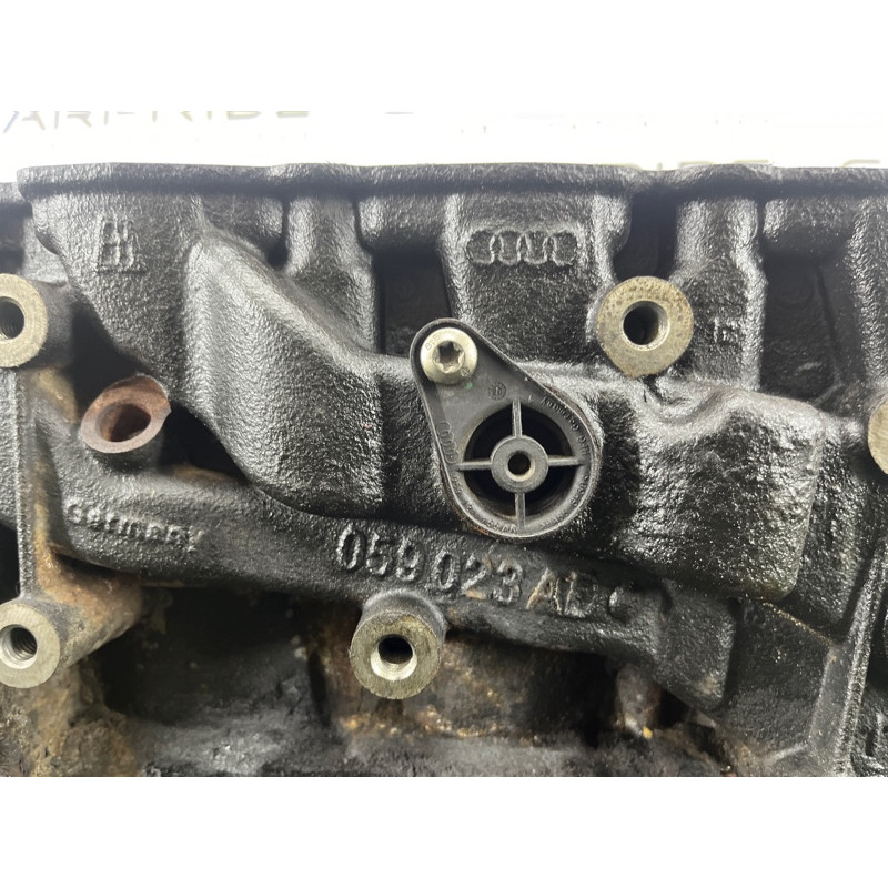 Блок цилиндров (двигатель и элементы) Volkswagen Touareg II NF 2013 3.0 059103011FM