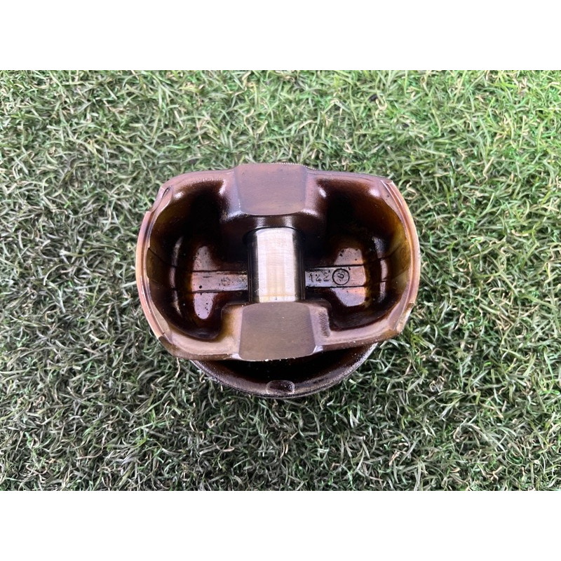 Поршень (двигатель и элементы) AUDI Q5 8R 2012 3.2 CALB 06E107066BS