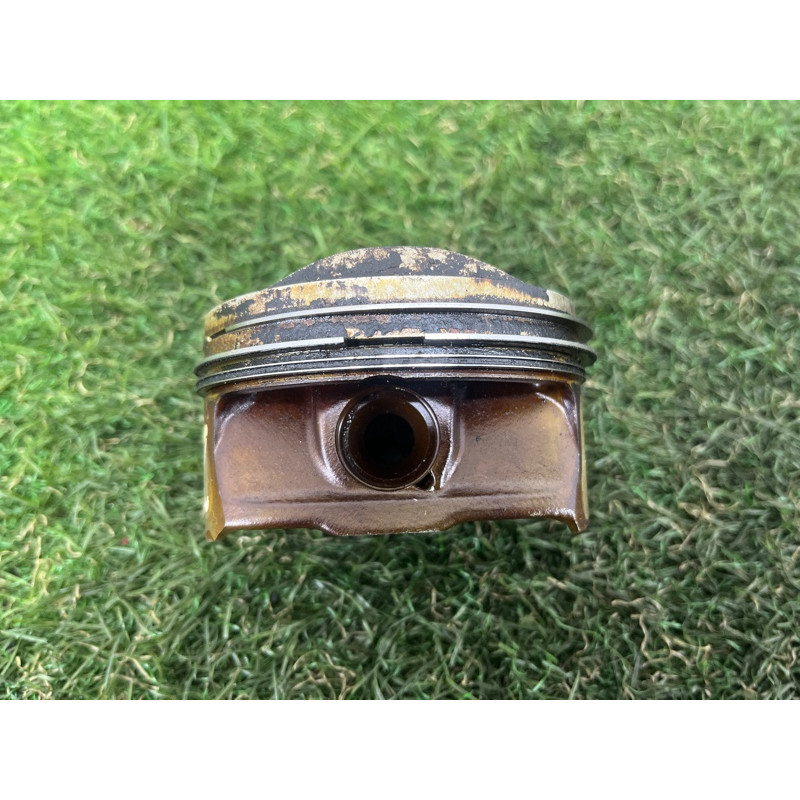 Поршень (двигатель и элементы) AUDI Q5 8R 2012 3.2 CALB 06E107065BS