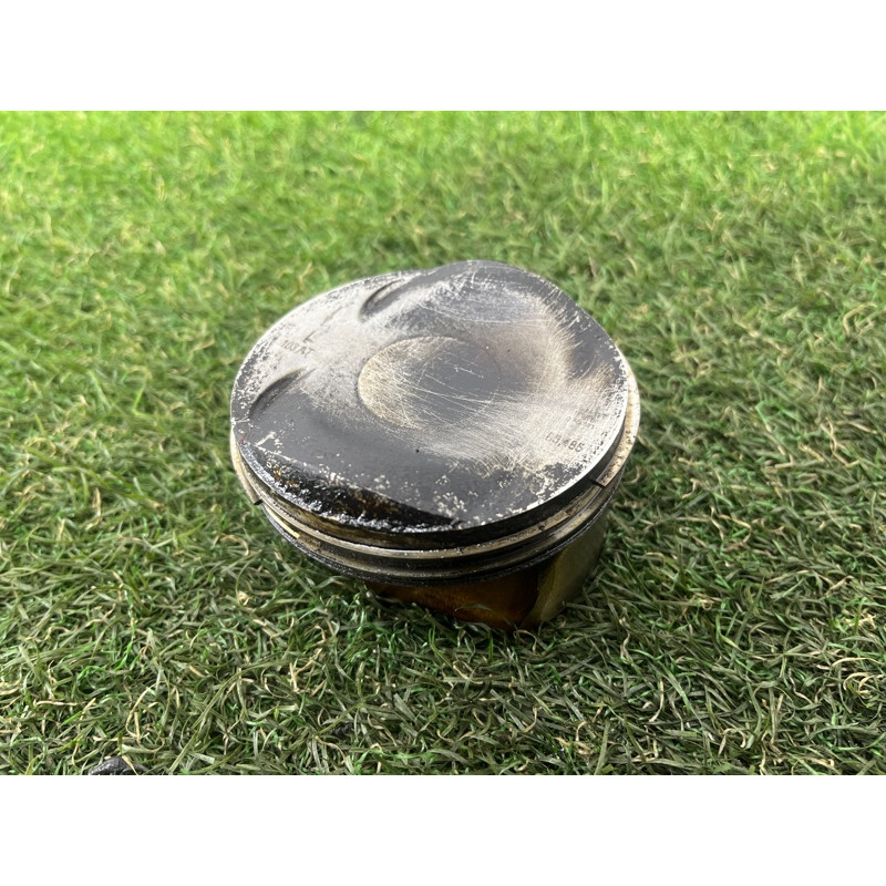 Поршень (двигатель и элементы) AUDI Q5 8R 2012 3.2 CALB 06E107065BS