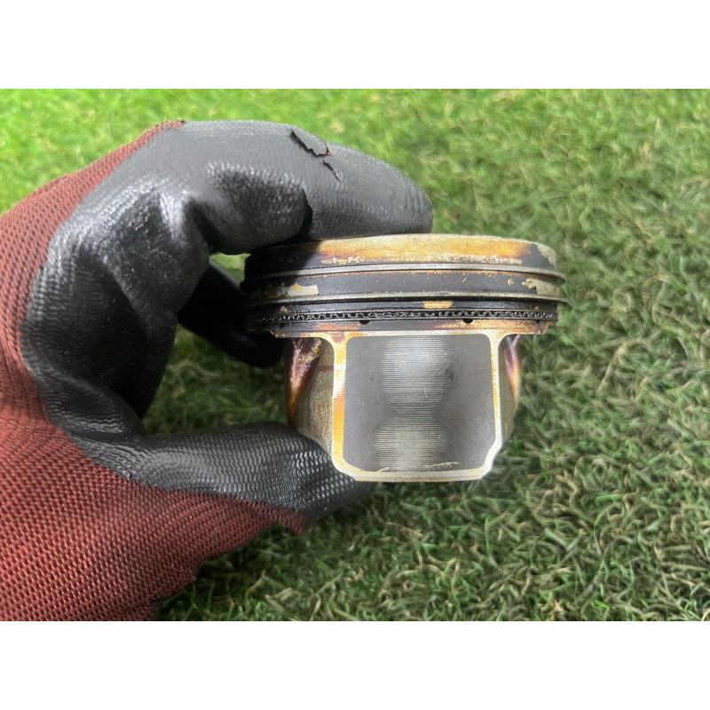 Поршень (двигатель и элементы) AUDI A4 B9 2017 2.0 06K107065AC