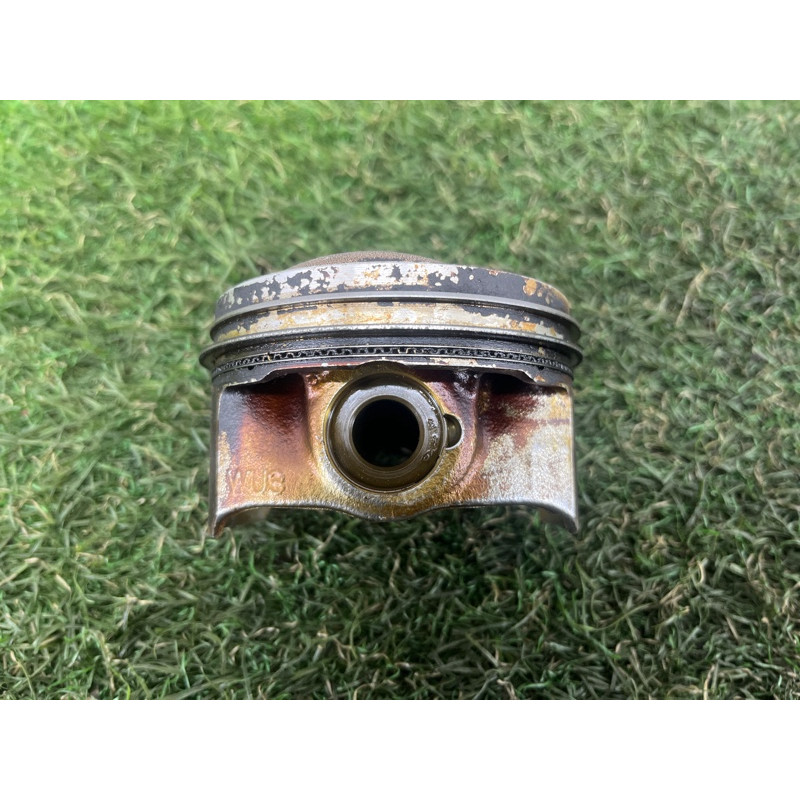 Поршень (двигатель и элементы) AUDI A4 B9 2017 2.0 06K107065AC