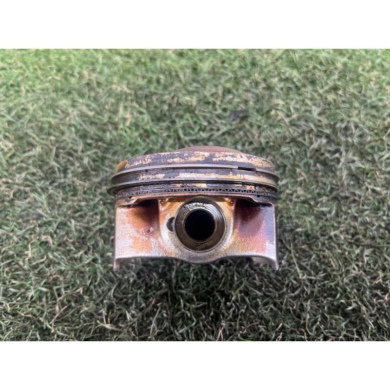 Поршень (двигатель и элементы) AUDI A4 B9 2017 2.0 06K107065AC