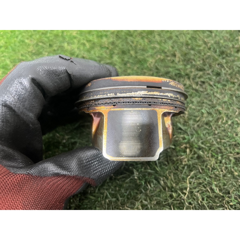 Поршень (двигатель и элементы) AUDI A4 B9 2017 2.0 06K107065AC