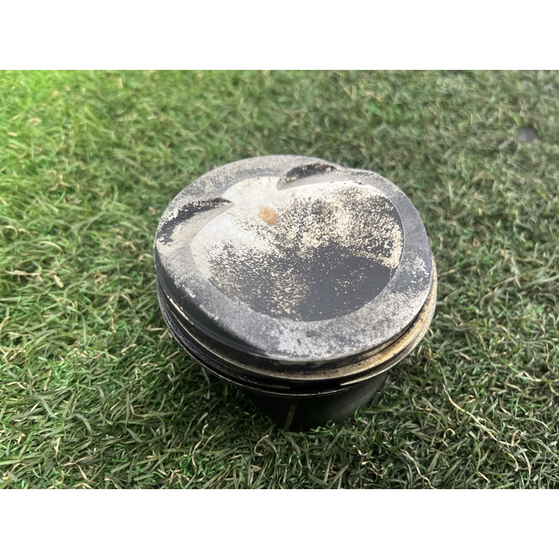 Поршень (двигатель и элементы) AUDI A3 8V 2015 1.8 06K107065G