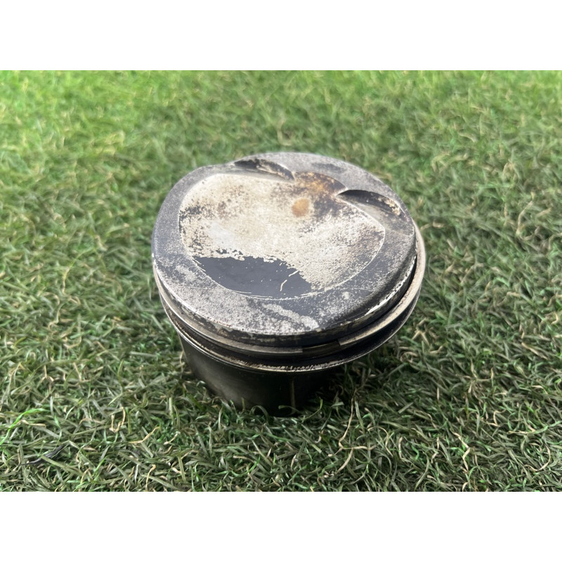 Поршень (двигатель и элементы) AUDI A3 8V 2015 1.8 06K107065G