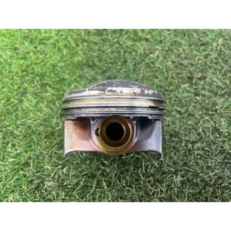 Поршень (двигатель и элементы) AUDI A3 8V 2015 1.8 06K107065G