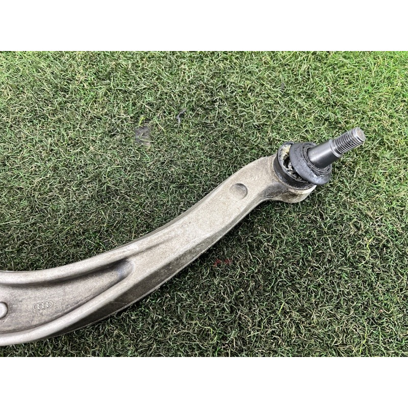 Рычаг подвески (подвеска) AUDI Q5 8R 2012 3.2 CALB 8K0407694Q