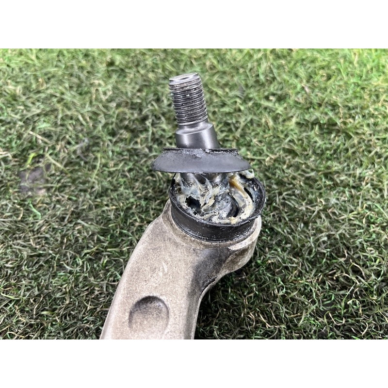 Рычаг подвески (подвеска) AUDI Q5 8R 2012 3.2 CALB 8K0407694Q