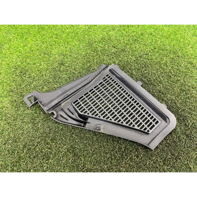 Накладка на жабо (кузов и элементы) BMW X3 F25 2012 3.0 64319184005