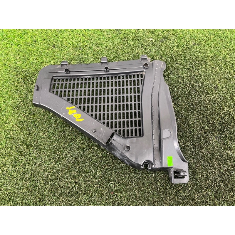 Накладка на жабо (кузов и элементы) BMW X3 F25 2012 3.0 64319184005