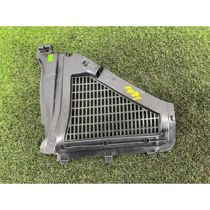 Накладка на жабо (кузов и элементы) BMW X3 F25 2012 3.0 64319184005