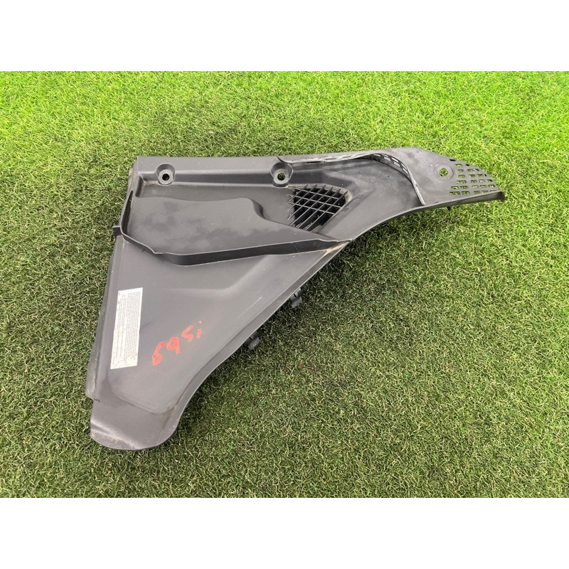 Накладка на жабо (кузов и элементы) BMW 5-series F10 2011 3.0 64316987605