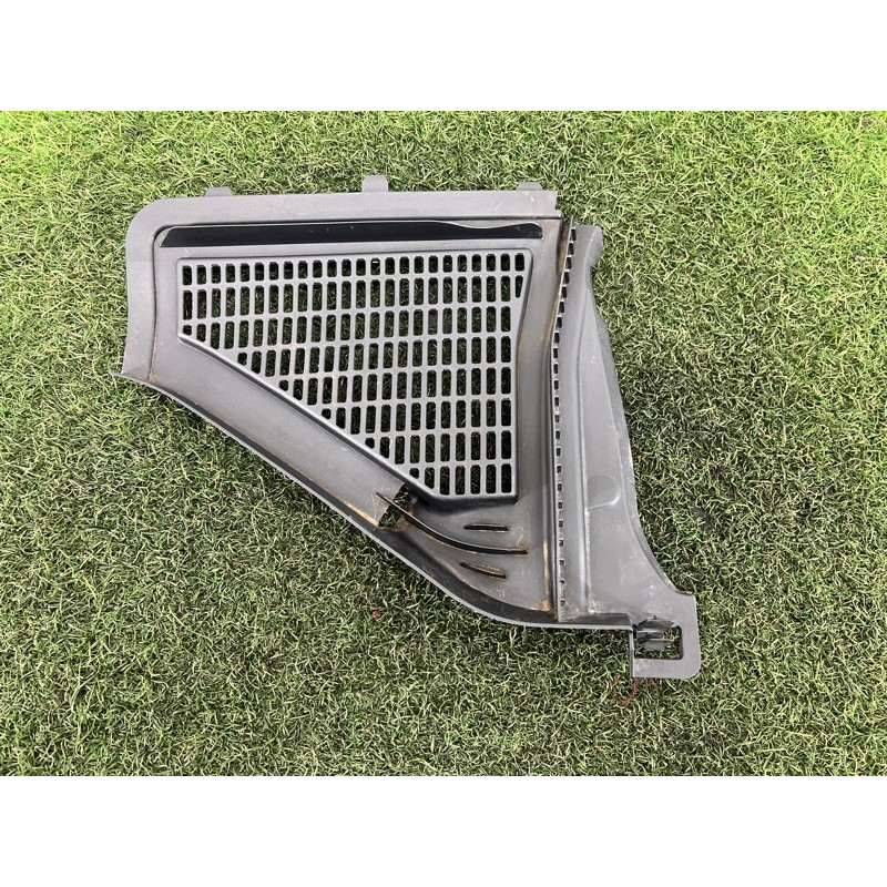 Накладка на жабо (кузов и элементы) BMW X3 F25 2012 3.0 64319184004