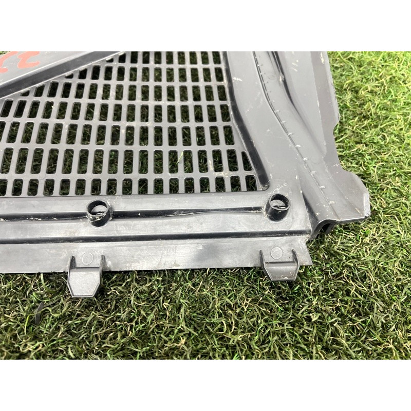 Накладка на жабо (кузов и элементы) BMW X3 F25 2012 3.0 64319184004