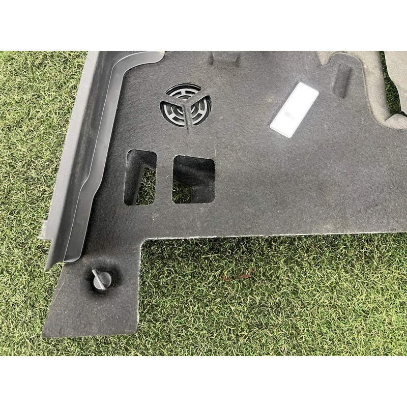 Накладка торпедо нижня (салон) BMW 5-series G30 2017 2.0 B46B20 51459299468