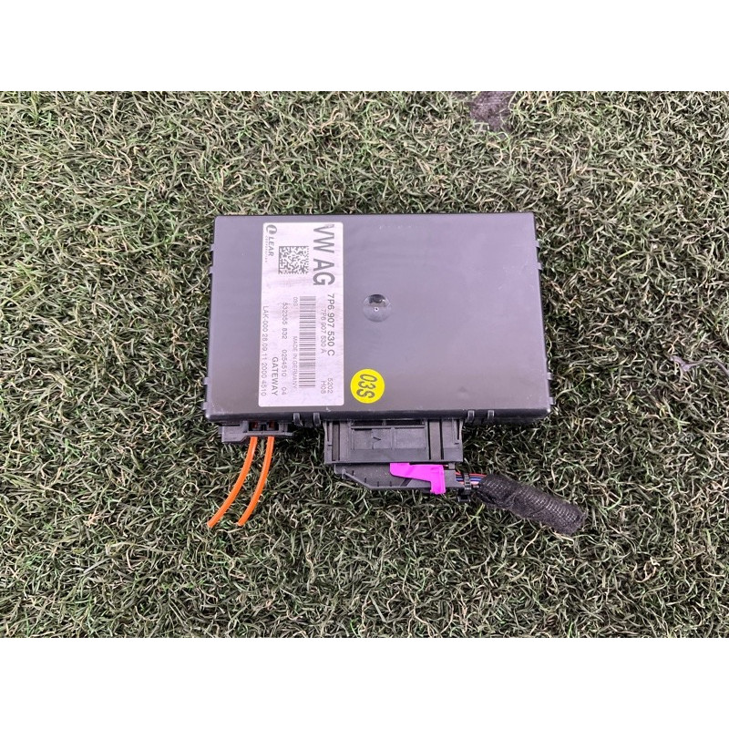 Блок Gateway (электрика / блоки управления) Volkswagen Touareg II NF 2013 3.0 7P6907530C