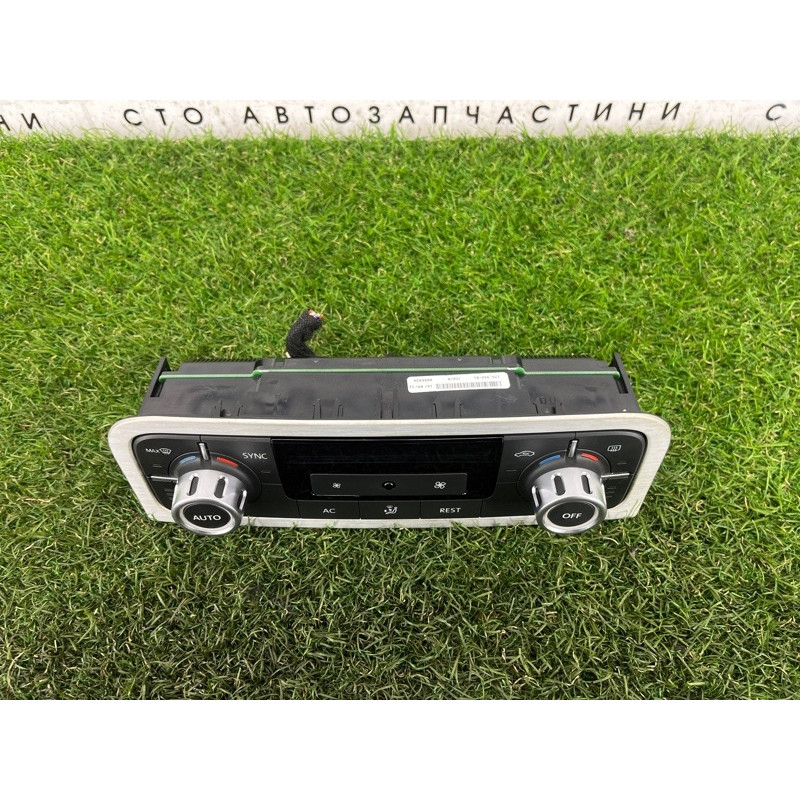 Блок управления климат-контролем (электрика / блок управления) Volkswagen Touareg II NF 2013 3.0 7P6907040BA