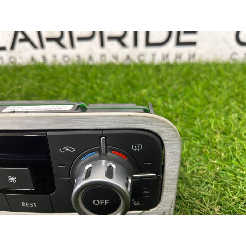 Блок управления климат-контролем (электрика / блок управления) Volkswagen Touareg II NF 2013 3.0 7P6907040BA