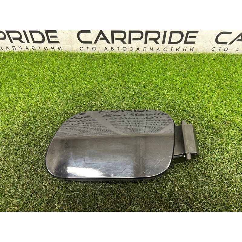 Кришка паливного бака (кузов і елементи) Volkswagen Touareg II NF 2013 3.0 7P6809857A