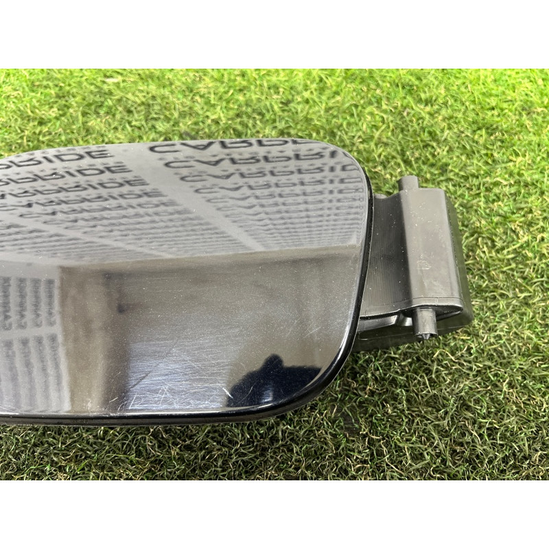 Кришка паливного бака (кузов і елементи) Volkswagen Touareg II NF 2013 3.0 7P6809857A