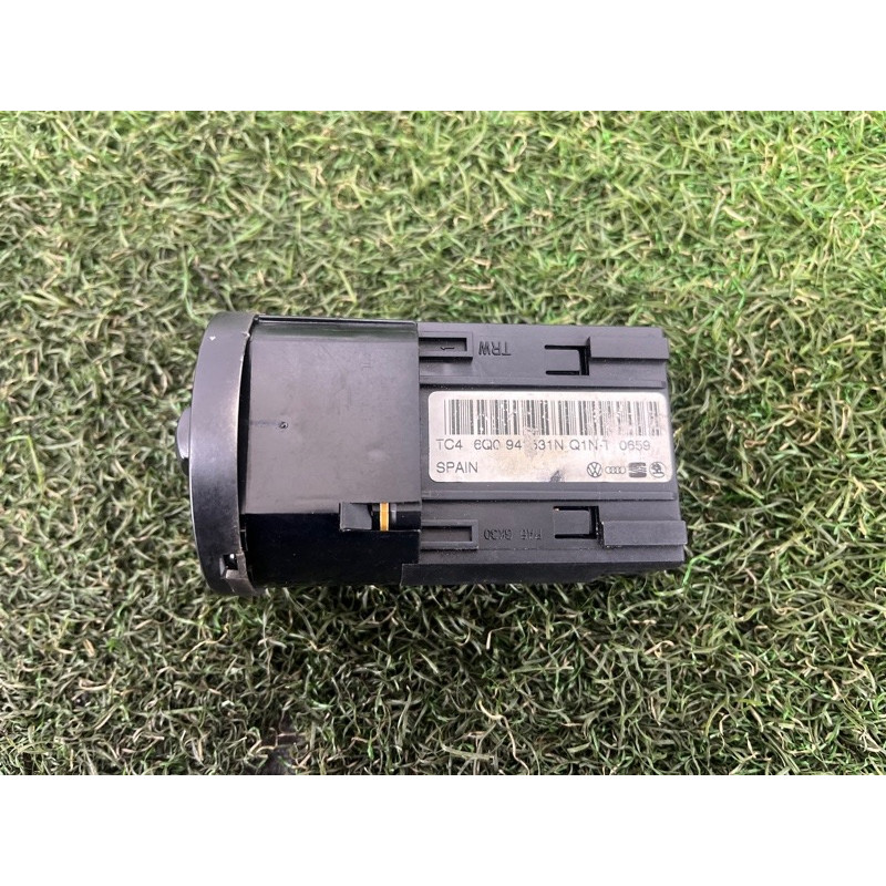 Переключатель света (электрика) Volkswagen Amarok 2H 2012 2.0 6Q0941531Q20H