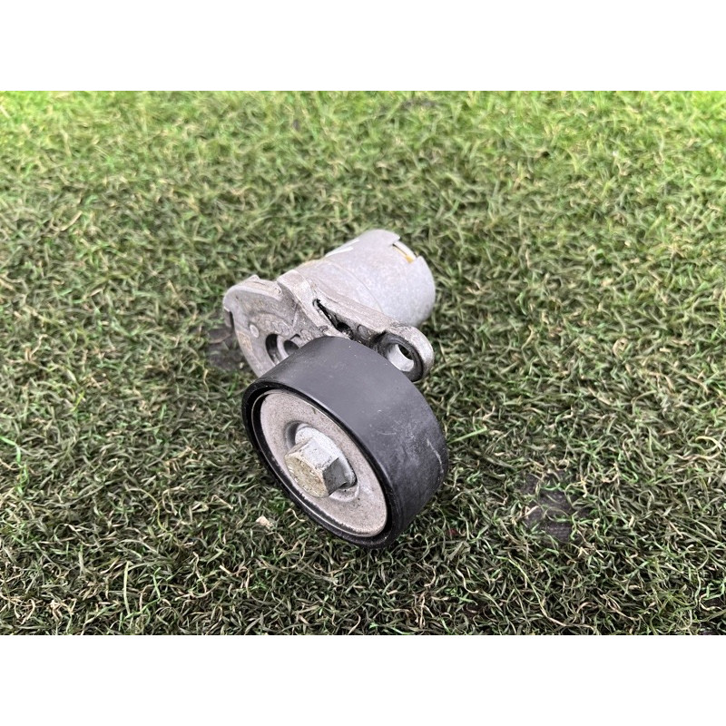 Ролик натяжной (двигатель и элементы) AUDI A3 8V 2015 1.8 06L903133D