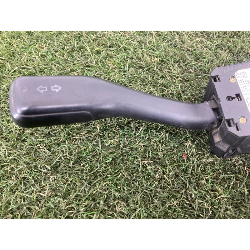 Переключатель поворотов (электрика) Volkswagen Passat B5 2000 2.5 8l0953513g