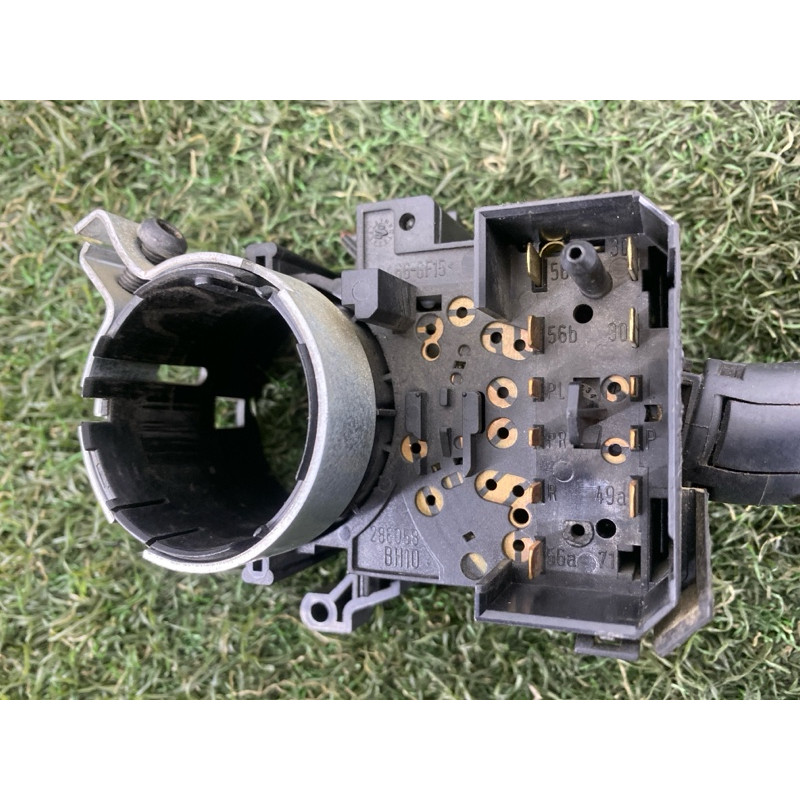 Переключатель поворотов (электрика) Volkswagen Passat B5 2000 2.5 8l0953513g