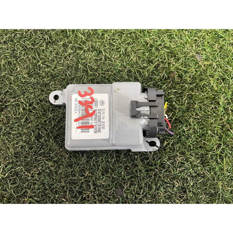 Датчик присутствия пассажира (электрика / датчики) Volkswagen Touareg FL 2015 3.6 7P6959339