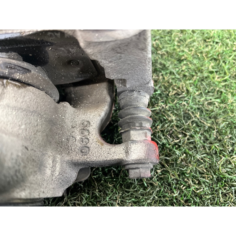 Суппорт тормозной (тормозная система) AUDI A4 B9 2017 2.0 8W0615403