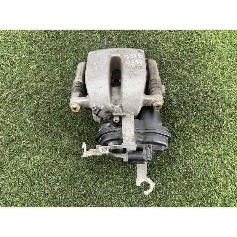 Гальмівний супорт (гальмівна система) BMW 5-series G30 2017 2.0 B46B20 34216870575