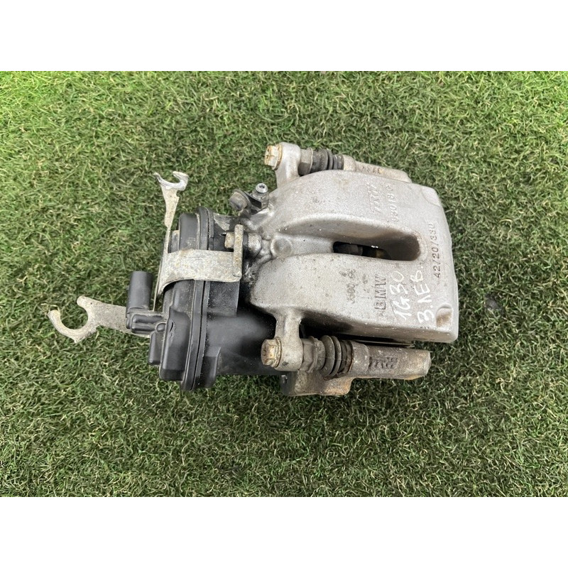 Гальмівний супорт (гальмівна система) BMW 5-series G30 2017 2.0 B46B20 34216870575