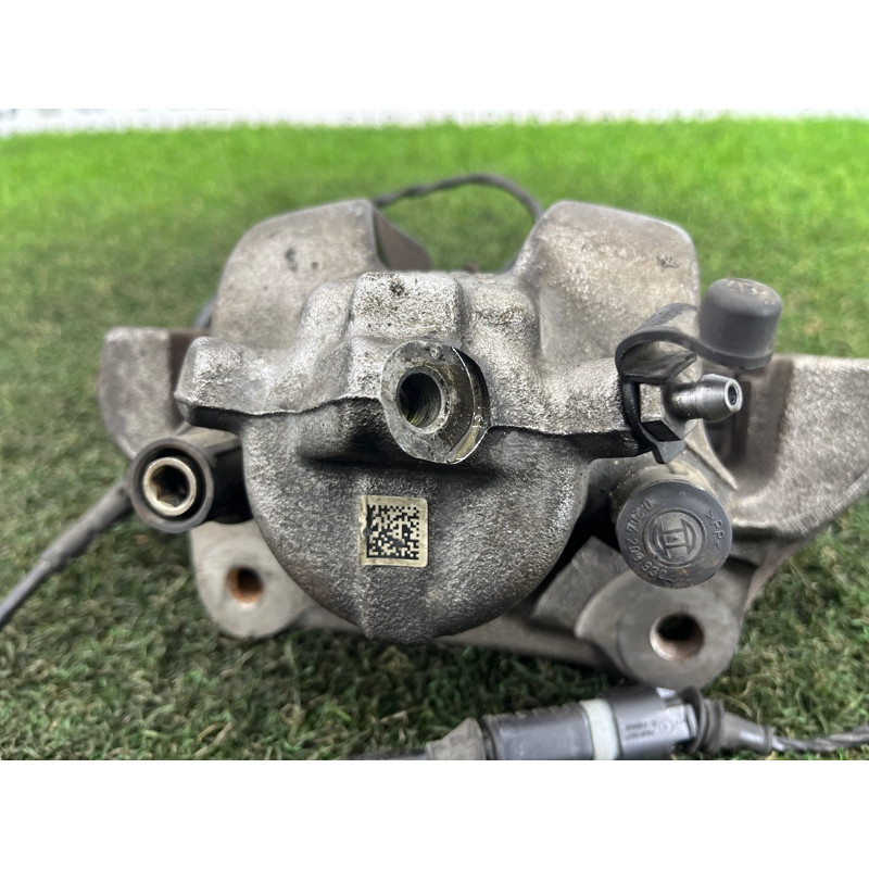 Суппорт тормозной (тормозная система) BMW 2-series F22 2015 2.0 34116857687