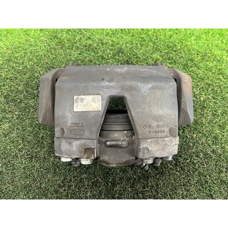 Суппорт тормозной (тормозная система) AUDI Q5 8R 2012 3.2 CALB 8K0615123J