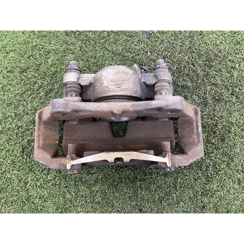 Суппорт тормозной (тормозная система) AUDI Q5 8R 2012 3.2 CALB 8K0615123J