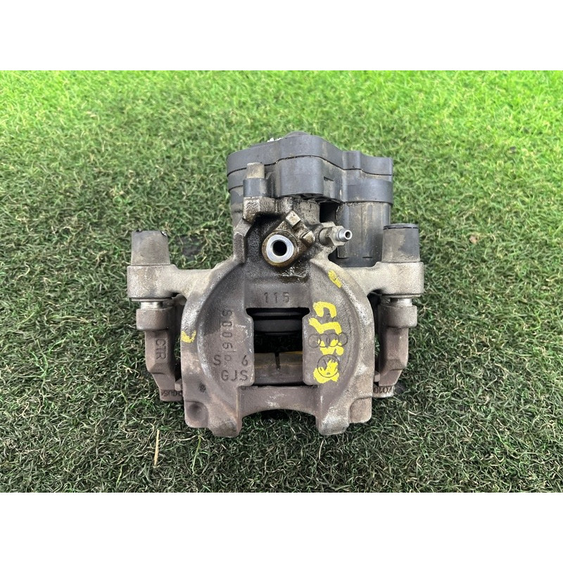 Суппорт тормозной (тормозная система) AUDI A3 8V 2015 1.8 8V0615423