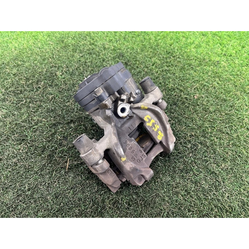 Суппорт тормозной (тормозная система) AUDI A3 8V 2015 1.8 8V0615423