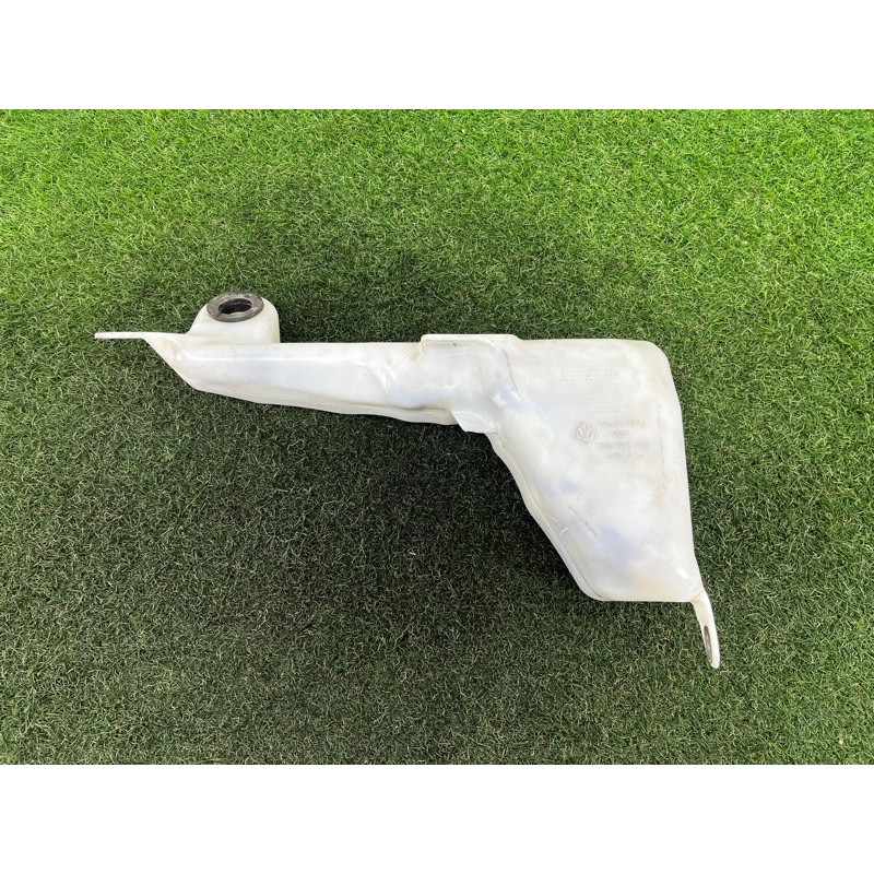 Бачок омывателя (кузов и элементы) Volkswagen Amarok 2H 2012 2.0 2H0955453
