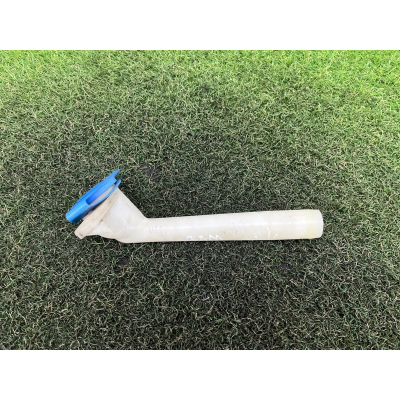 Горловина бачка омывателя (кузов и элементы) Volkswagen Amarok 2H 2012 2.0 2H0955463